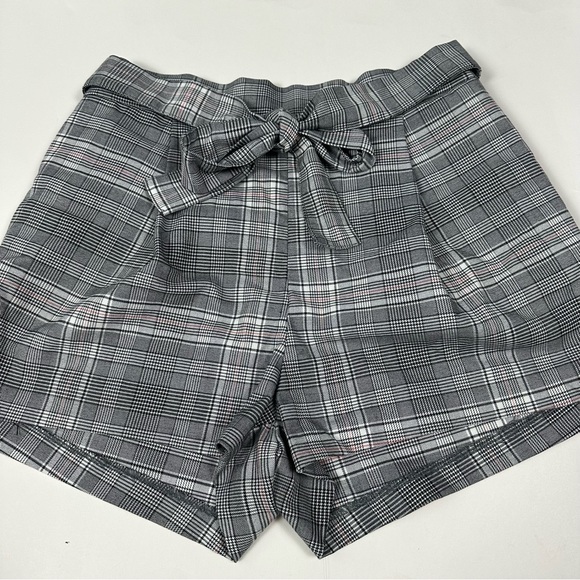 H&M Pants - H&M Paperbag Shorts